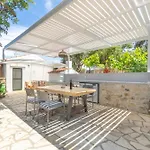 Sunset House