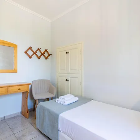 Sunset House Вилла Антипаксос