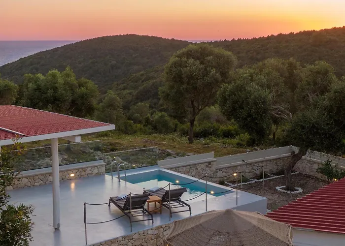 Sunset House Βίλα Αντίπαξος