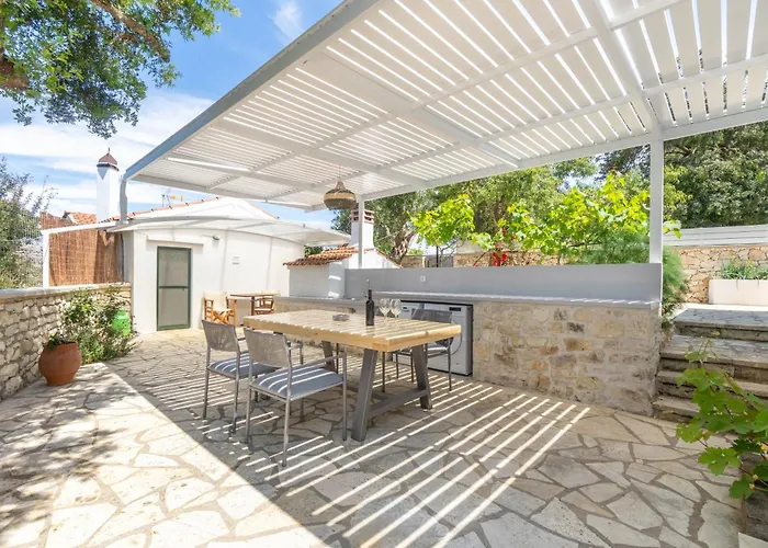 Sunset House